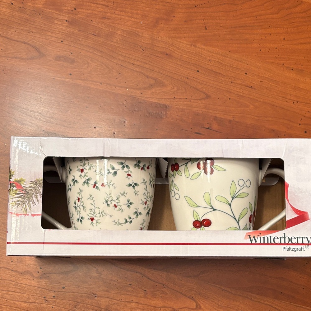 Pfaltzgraff Winterberry Mugs